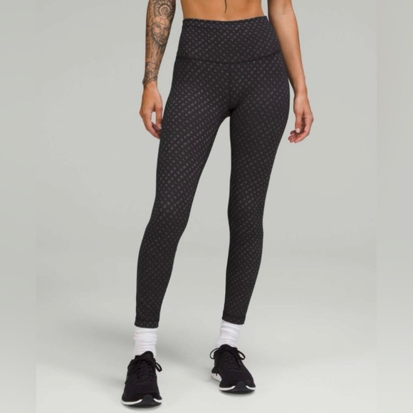 Lululemon Wunder Train High-Rise Tight 25" in Mirrorify Black Multi - Picture 6 of 6